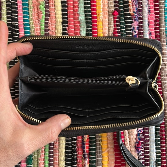 Clutch all almost 97 % new except 1 bug all these brands for a cheap price - Picture 3 of 11